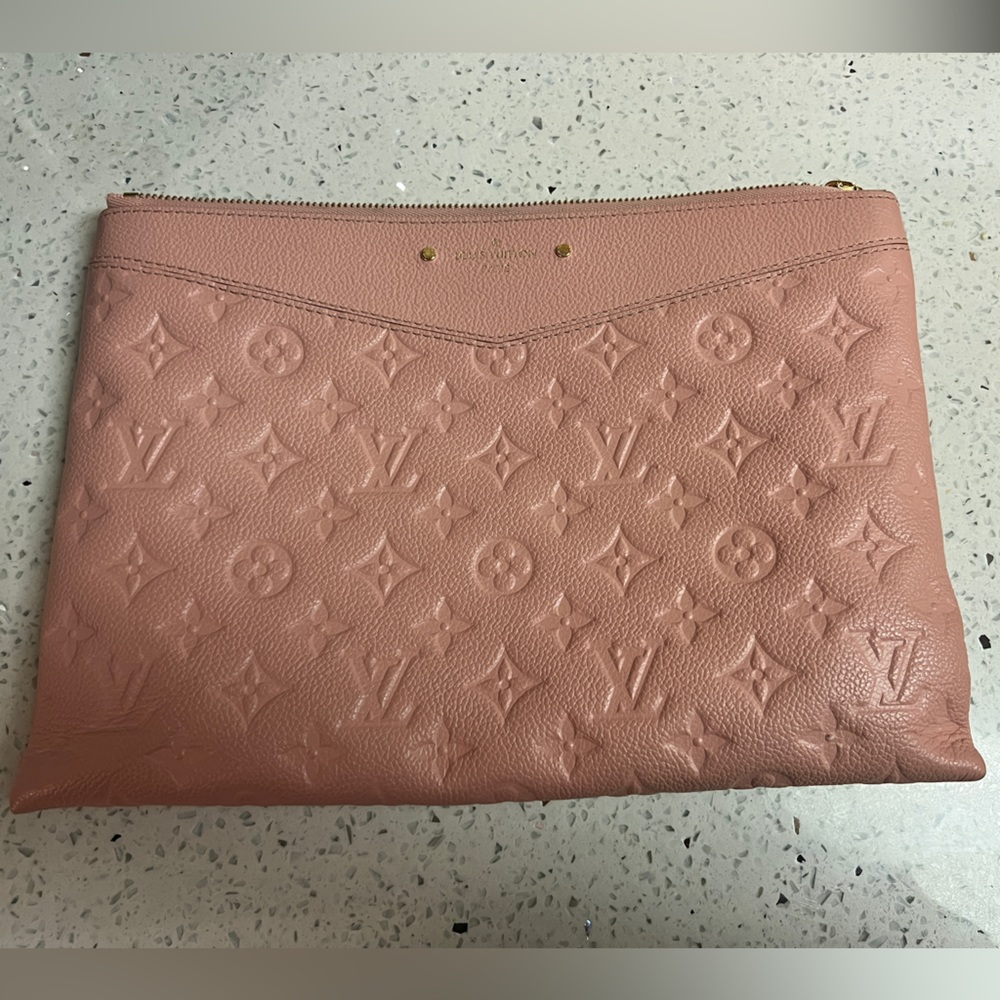 Louis Vuitton Empreinte Daily Pouch